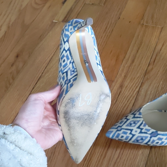 Sam Edelman Blue Patterned Women's Heels - Picture 6 of 14